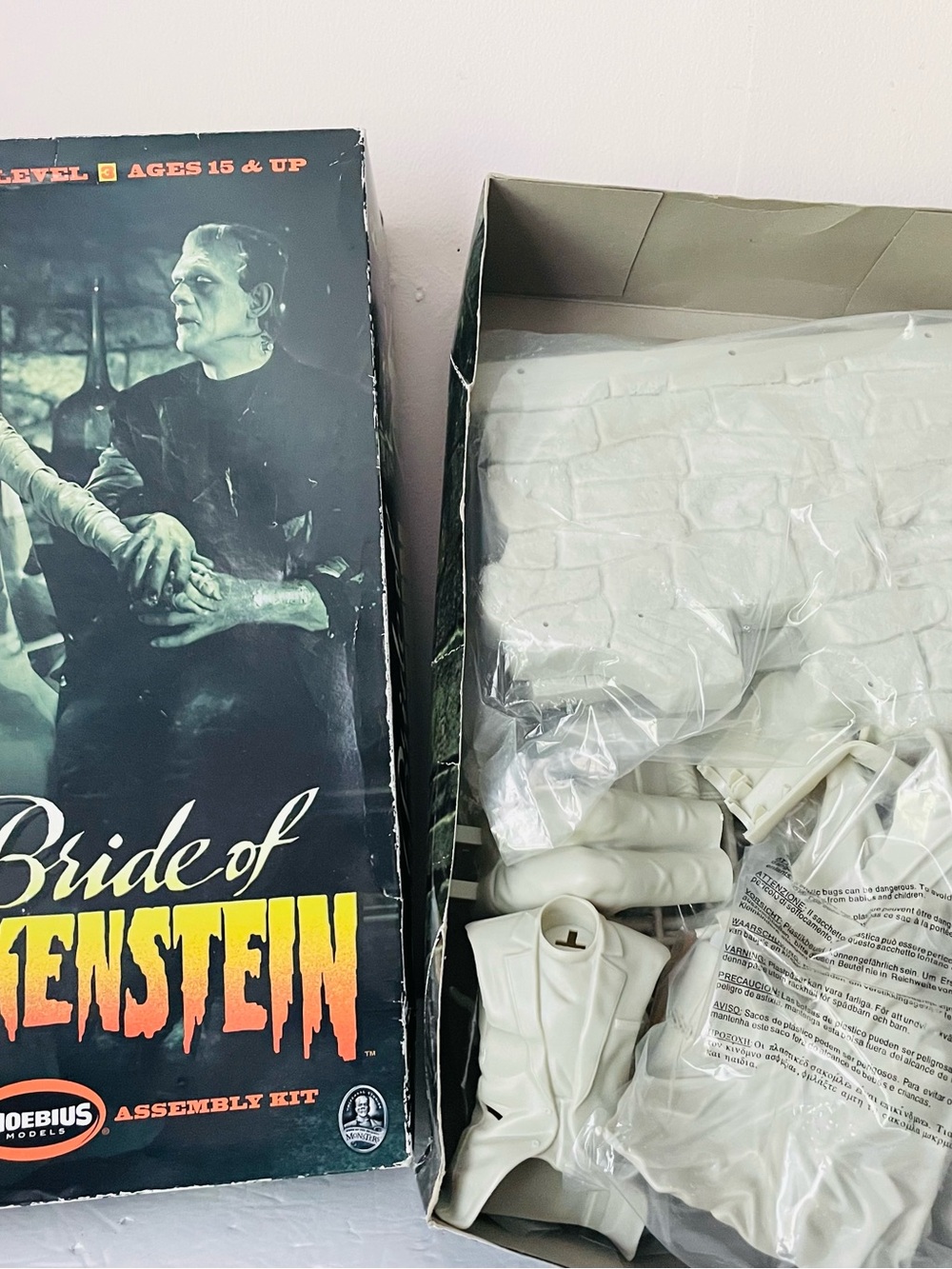 Moebius The Bride Frankenstein 1:8 scale model figure kit 983 New Other Box Bad